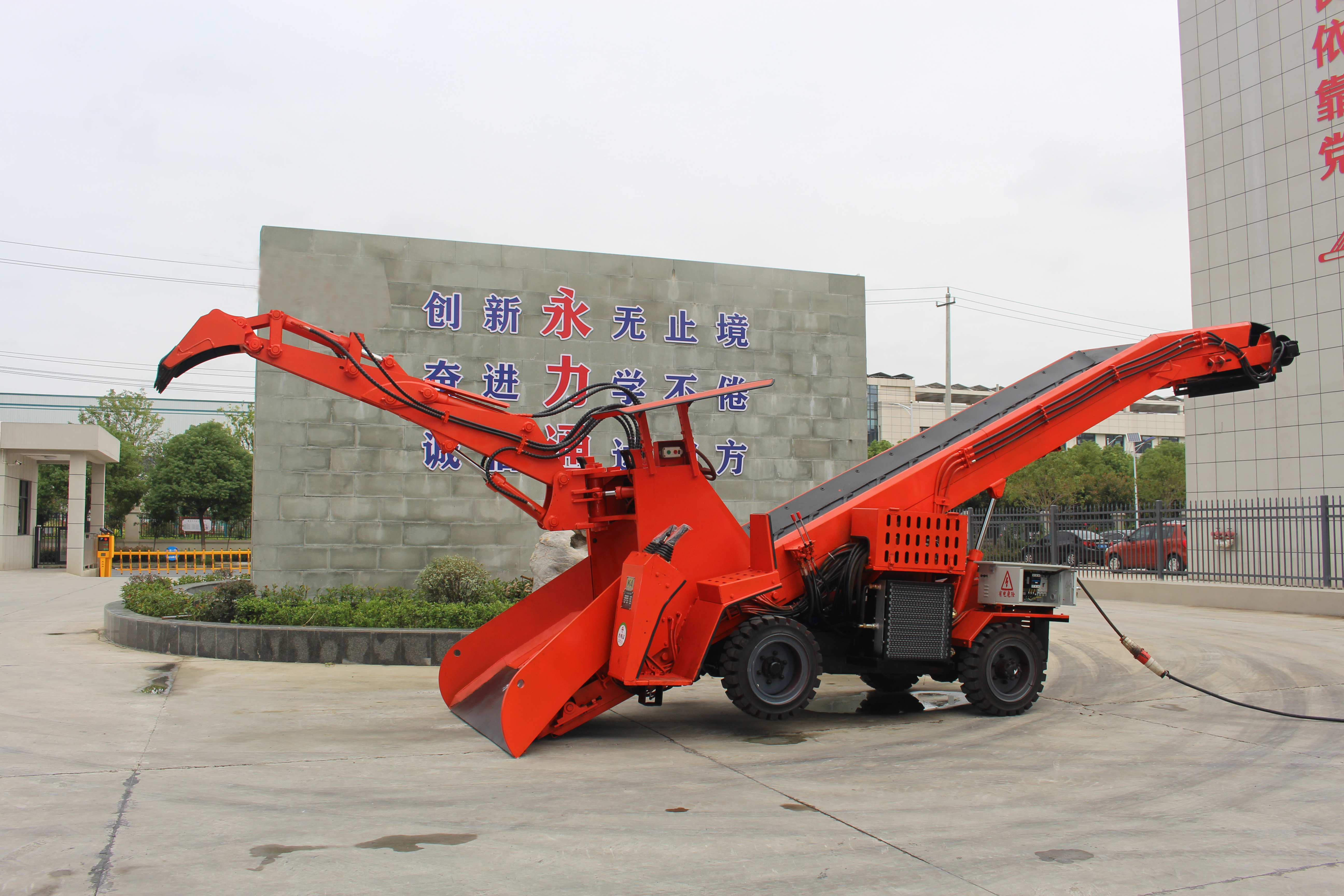永力通礦用扒渣機，先試機后付款，就是這么自信
